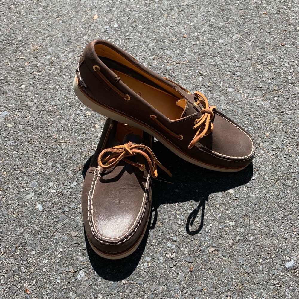 Authentic Sperry Gold Cup Boat Sliders